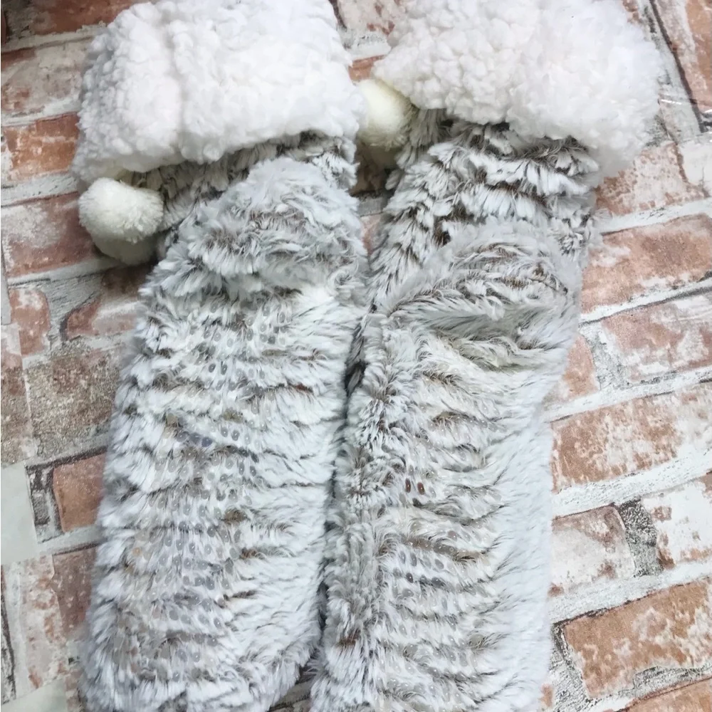 RARE Fuzzy Gray Leg Warmers socks NWOT